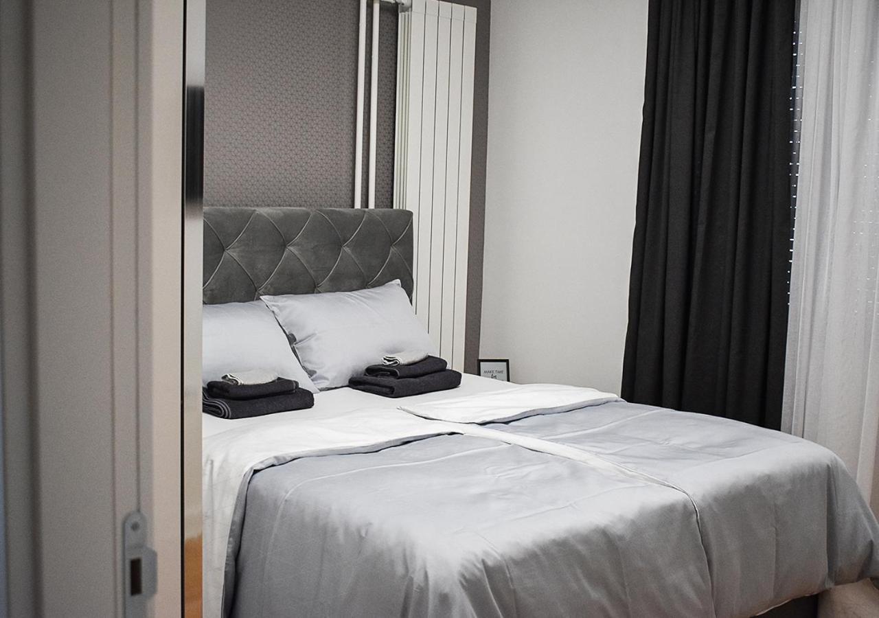 Apartmani Novi Sad Sm51 2 エクステリア 写真